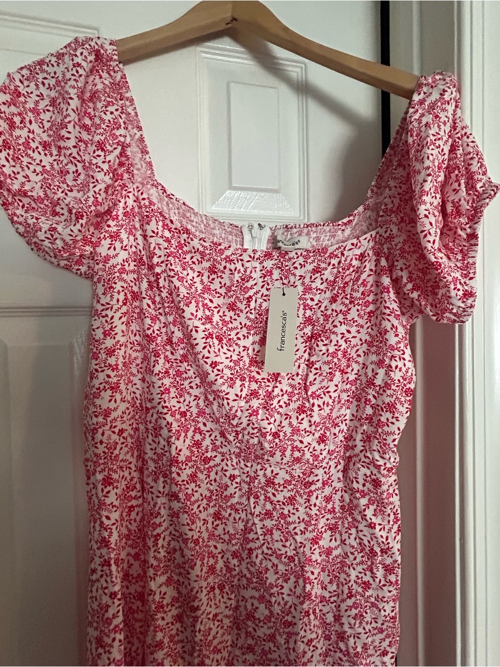 Francesca's Collections White, red,and Pink dress
